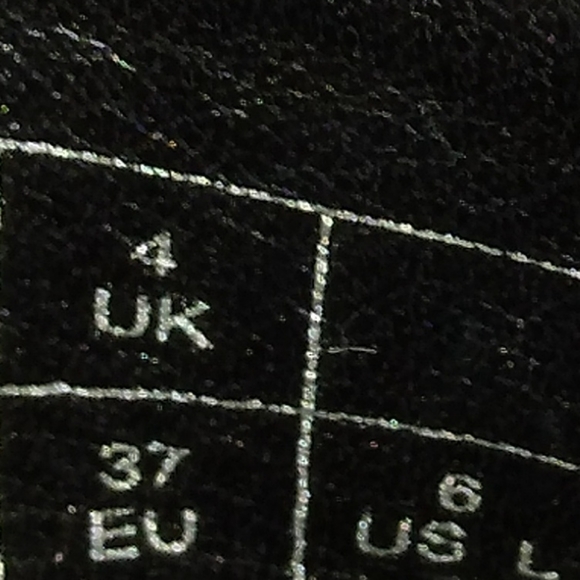 Dr, Martens high heel Style size 6 us  maroon - Picture 5 of 5